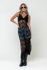 Oshen Lace Maxi Dress