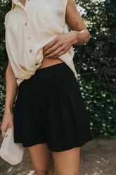 Jenny Pleated Shorts in Black