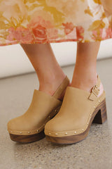 Coconuts by Matisse Freedom Clogs