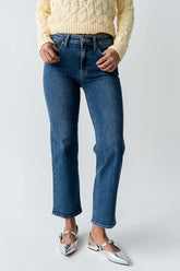 Amanda Straight Leg Jeans in Medium Wash