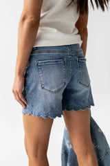 Kellie Scalloped Shorts