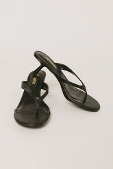 Elliot Kitten Heels