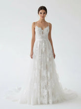 Boho White A Line Lace Appliques Wedding Dress