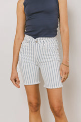 Lilly Extended Waist Shorts