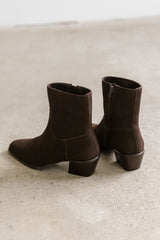 Steve Madden Daney Boots in Brown Suede FINAL SALE