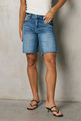 Rebecca Bermuda Shorts in Medium Wash
