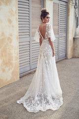 Romantic Ivory Flower Appliques Wedding Dress Lace Long Bridal Dresses