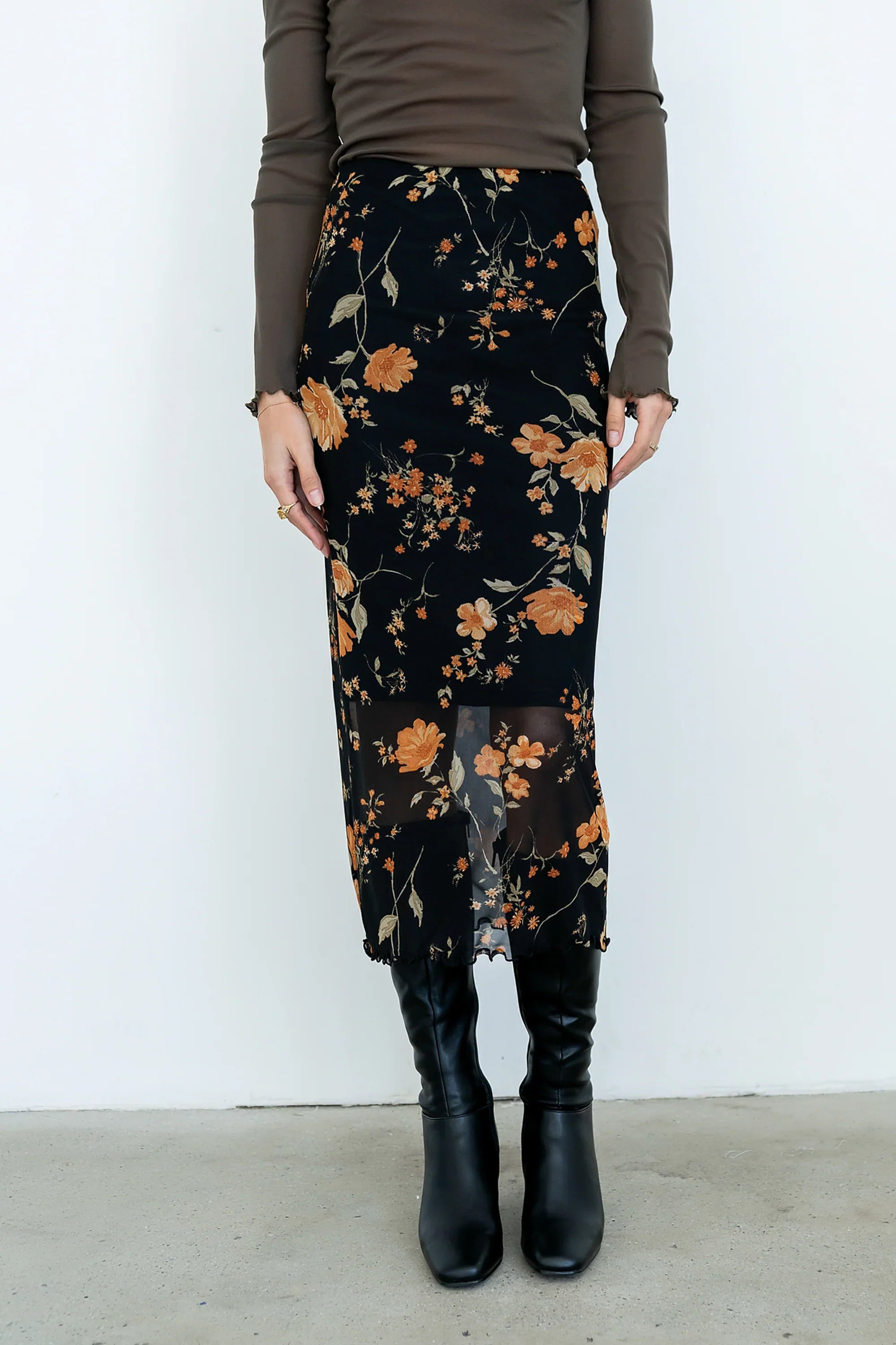 Carly Mesh Midi Skirt in Black