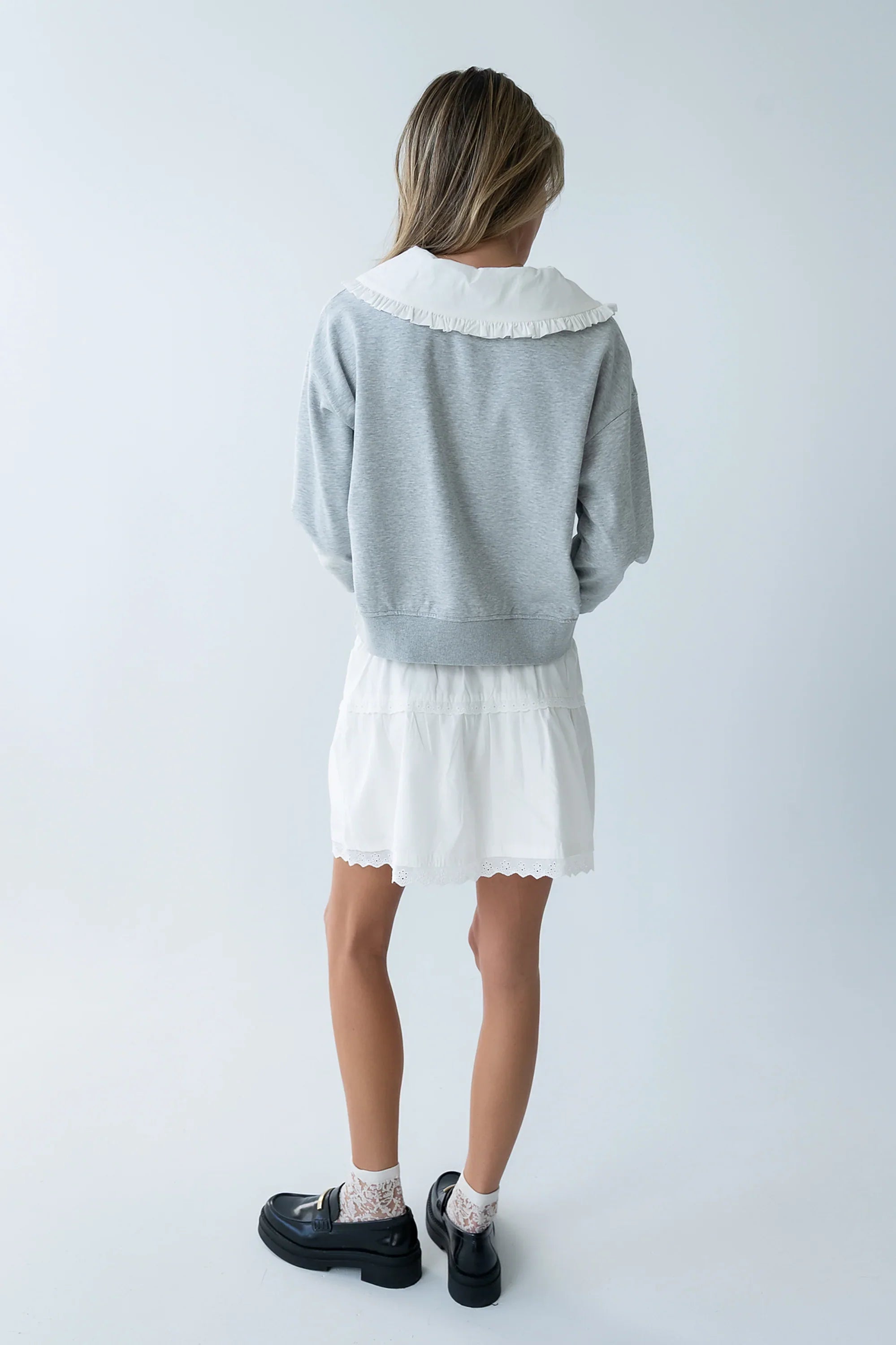 Eddie Collared Sweatshirt in Heather Grey