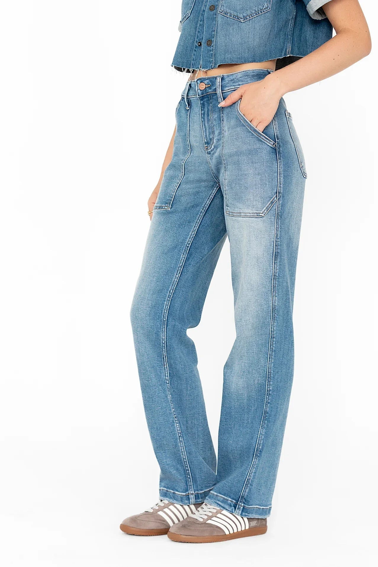 Ariya Straight Leg Jeans