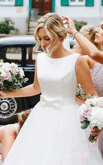 Sleeveless Deep V back Ethereal Ballgown With Bow And Tulle Wedding Dress