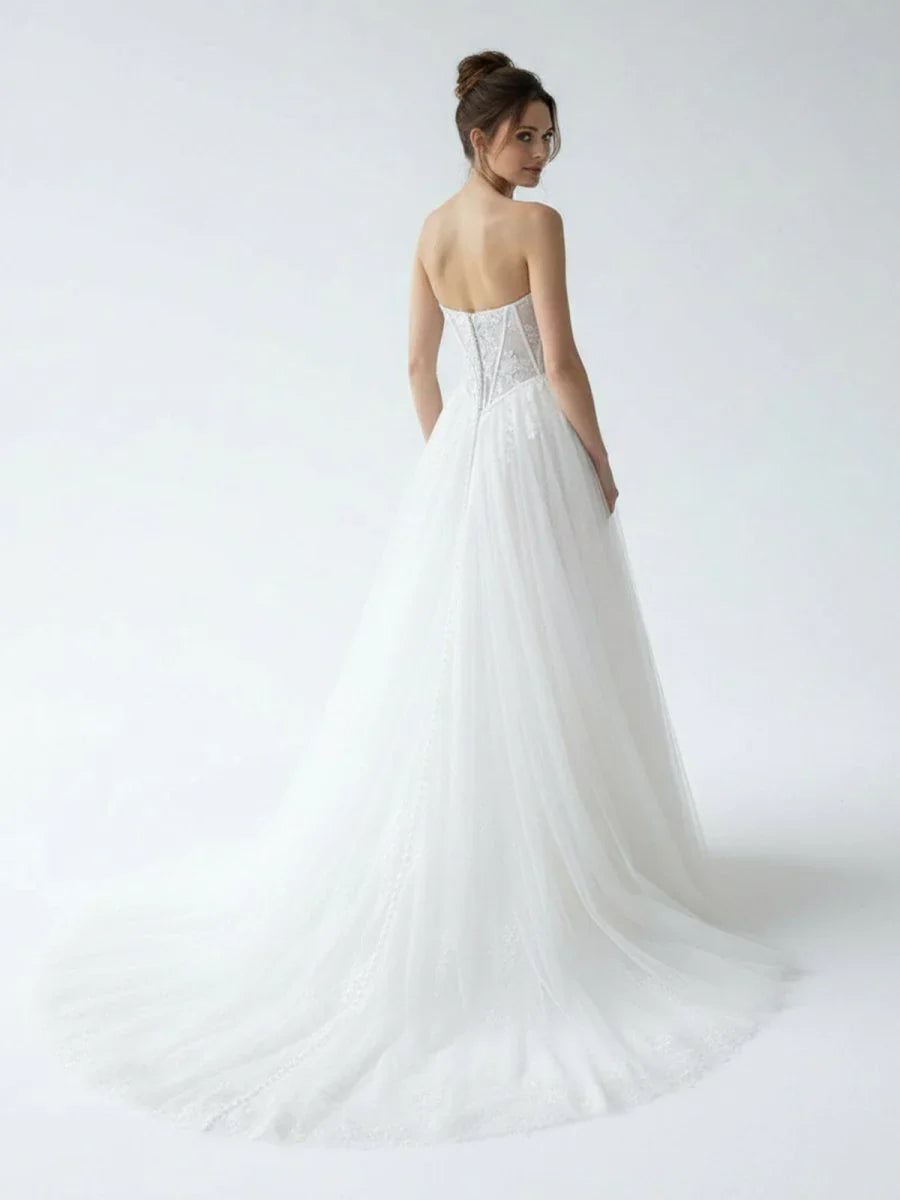 Charming A Line Strapless Tulle Lace Wedding Dresses