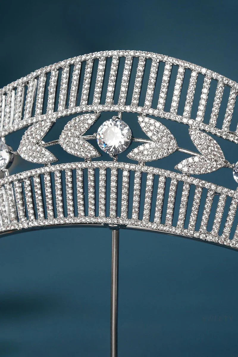 Womens Silver Copper Cubic Zirconia Crowns
