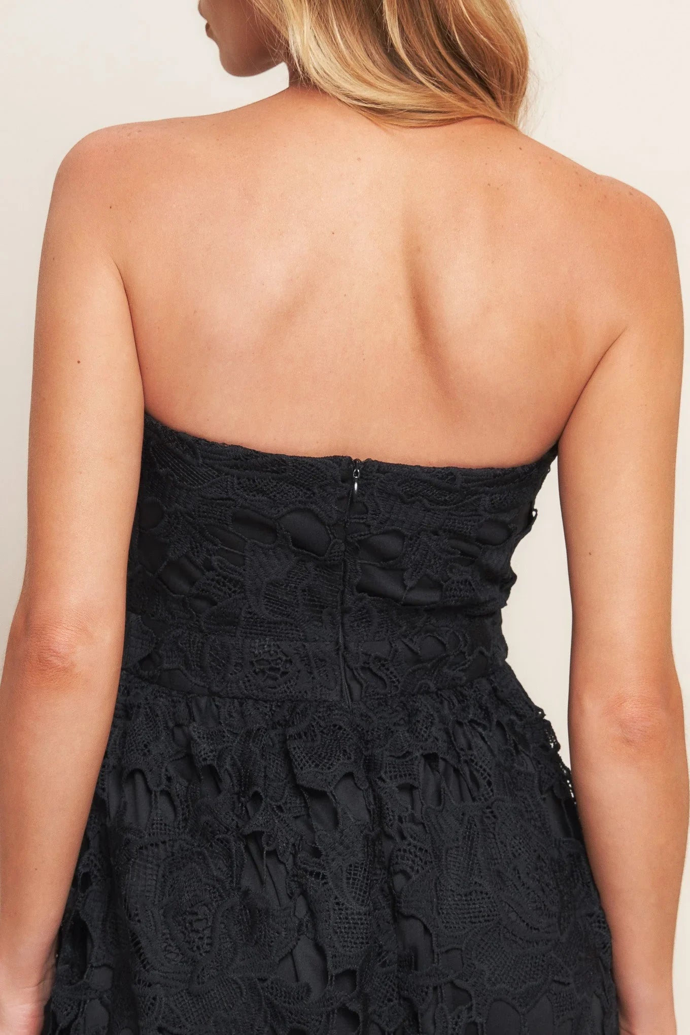CAREFREE NIGHTS LACE MIDI DRESS BLACK FINAL SALE