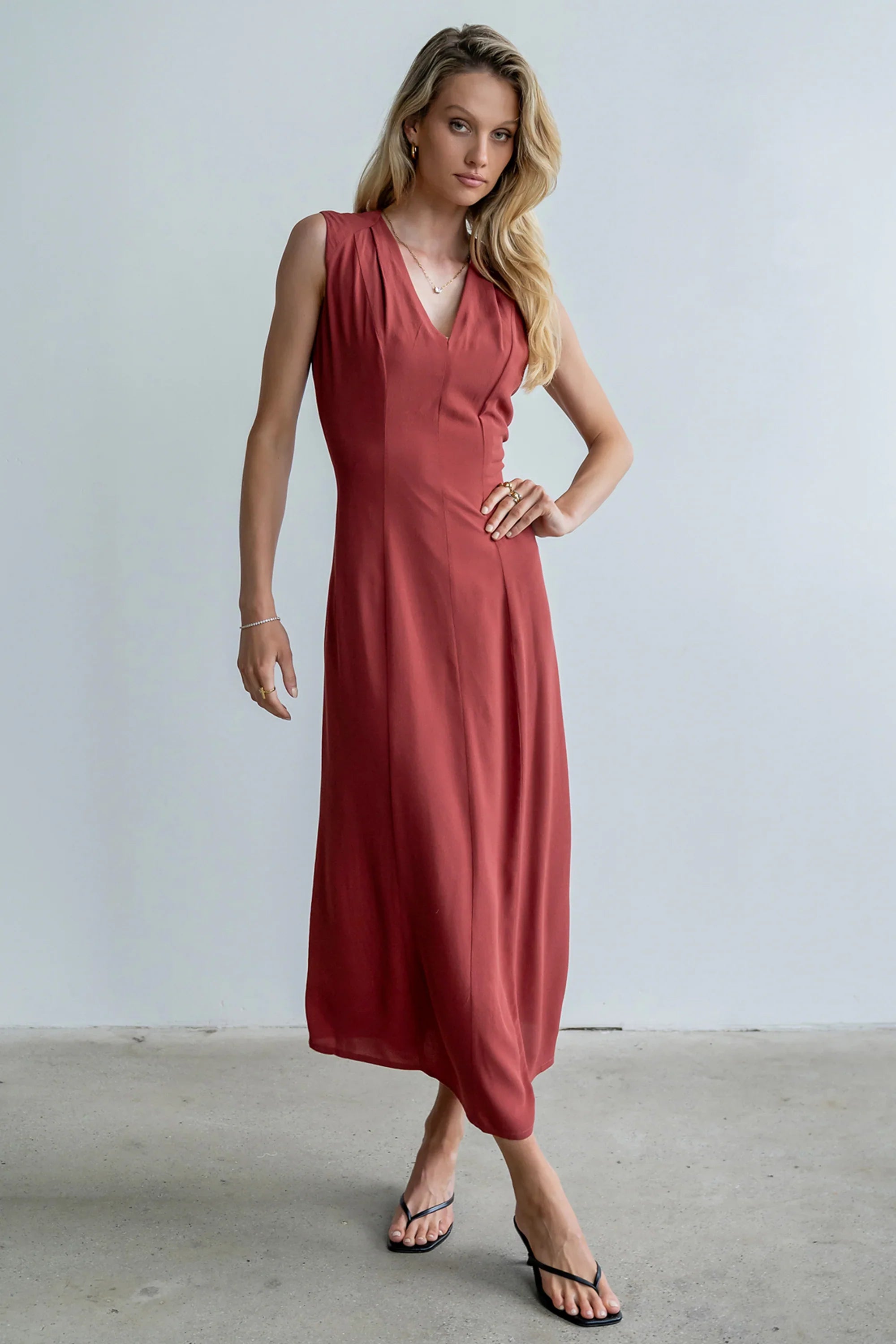 Noah Midi Dress in Berry