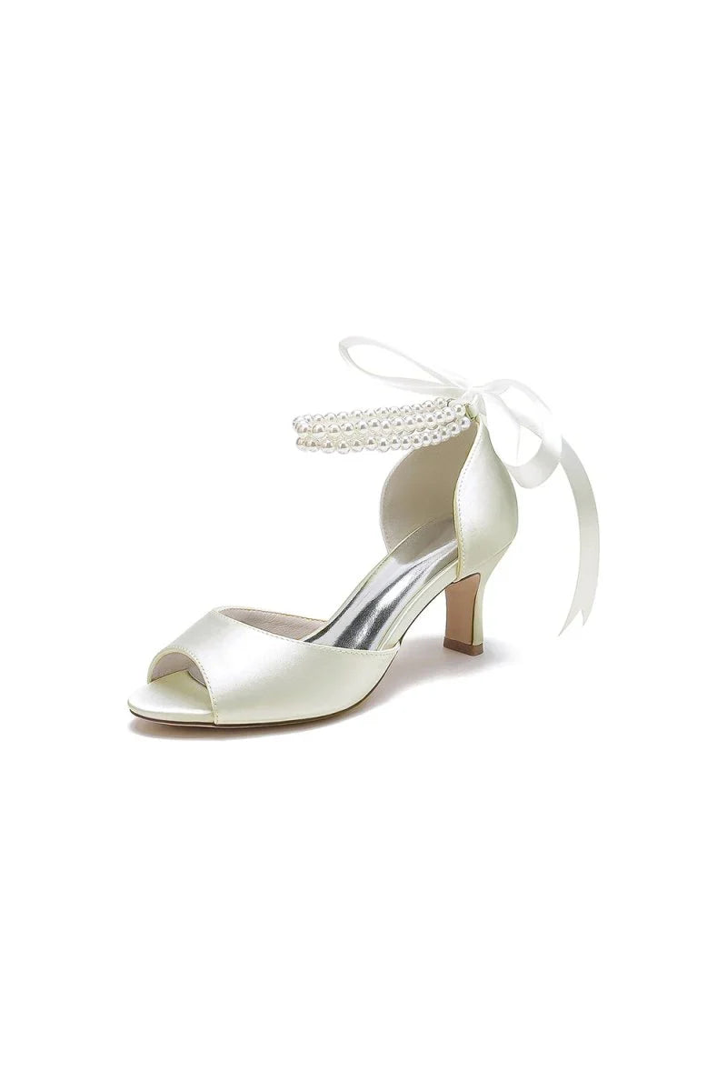 Chic White Satin Heels Featuring a Pearl Embellished Bow