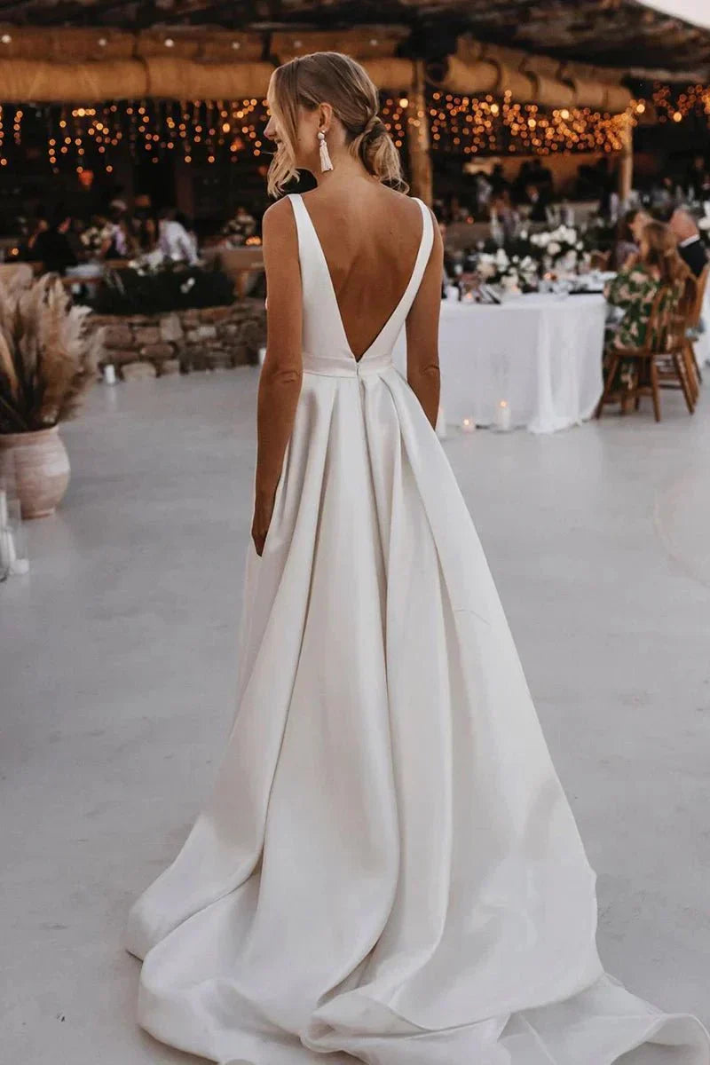 Attractive Deep V Neck White Satin Bohemian Wedding Dress