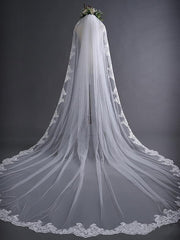 Spanish Vintage Inspired Cathedral Mantilla Veil