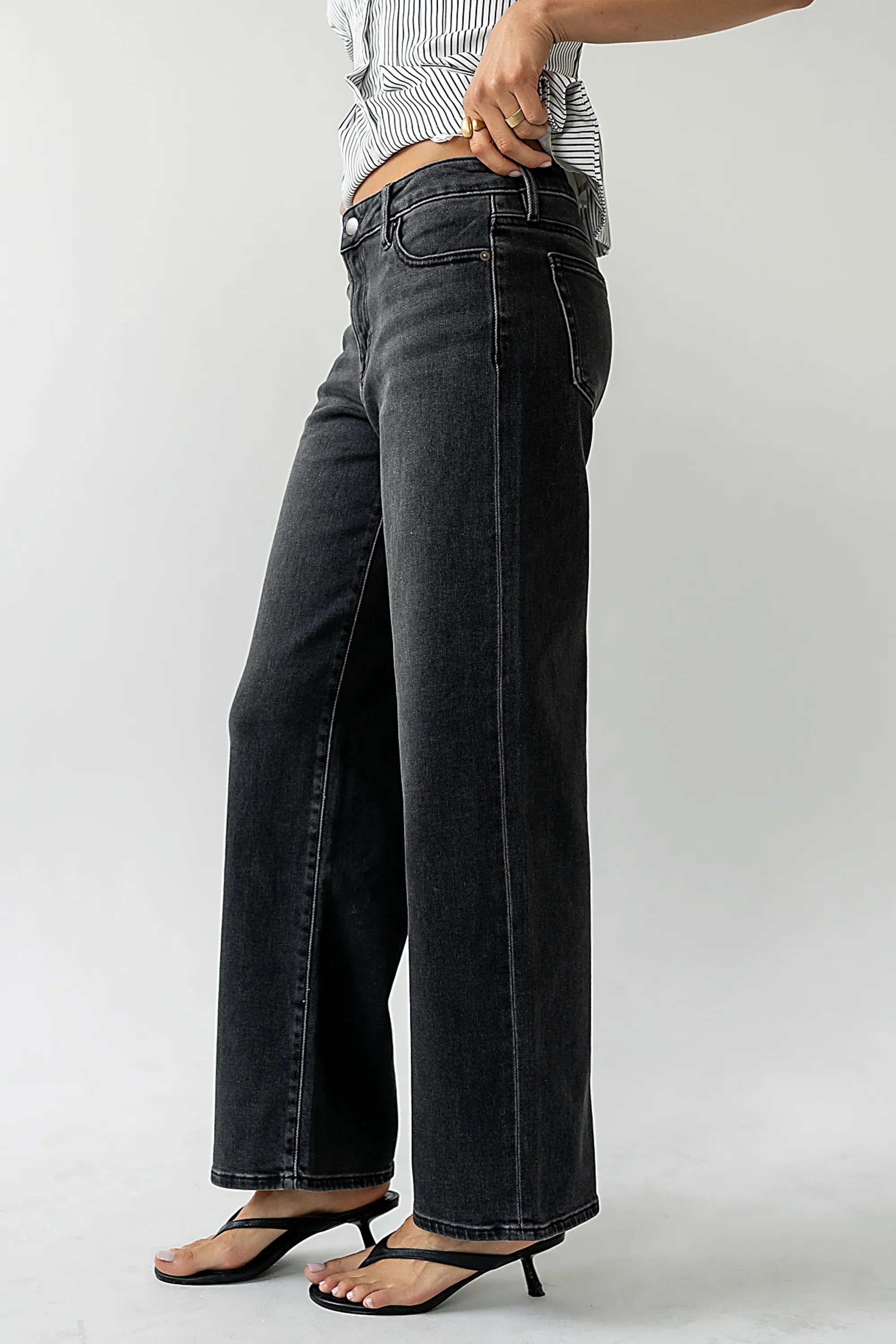 Sloane Wide Leg Jeans in Black