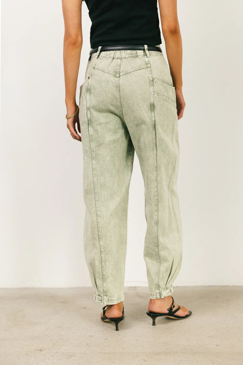 Angela Barrel Jeans in Olive FINAL SALE