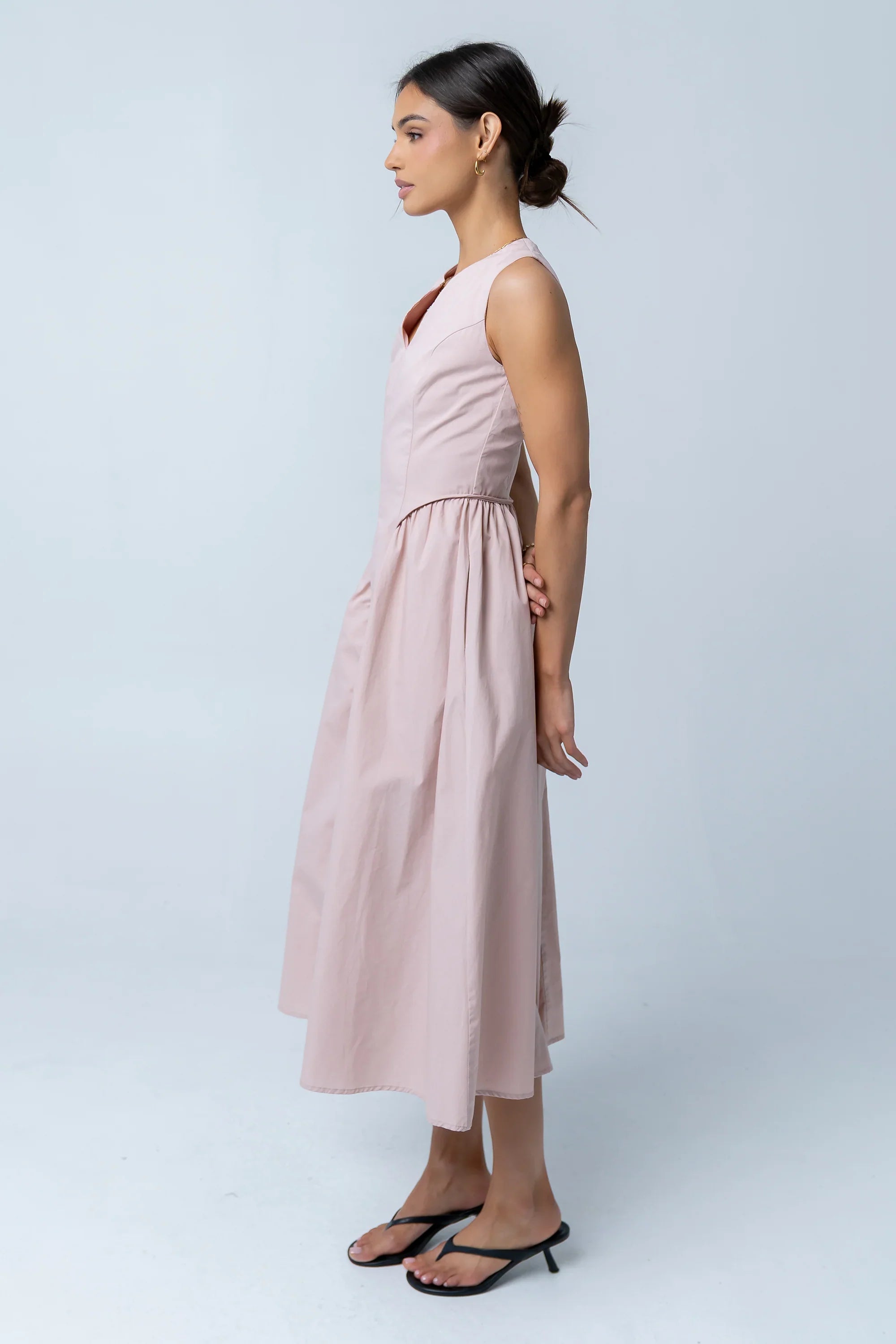 Jaynie Midi Dress in Rose