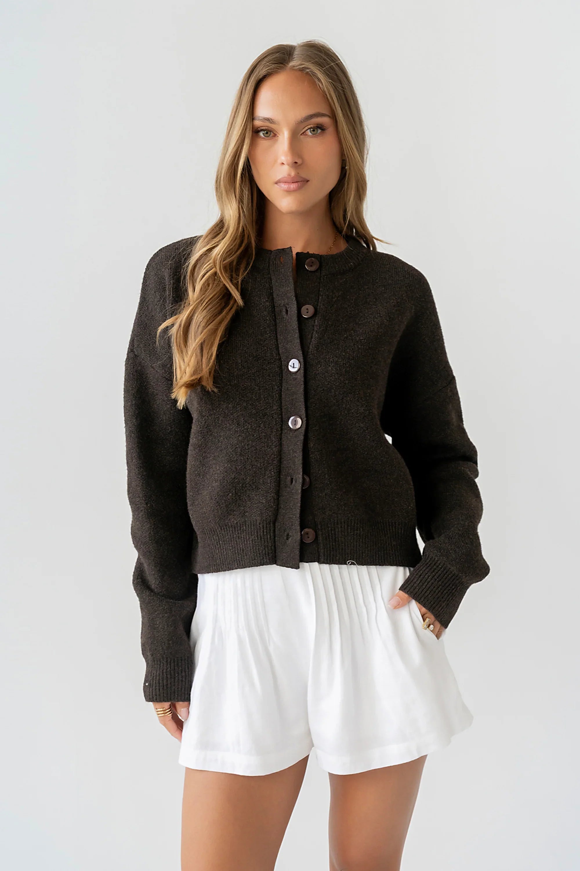 Jenny Pleated Shorts in Ivory