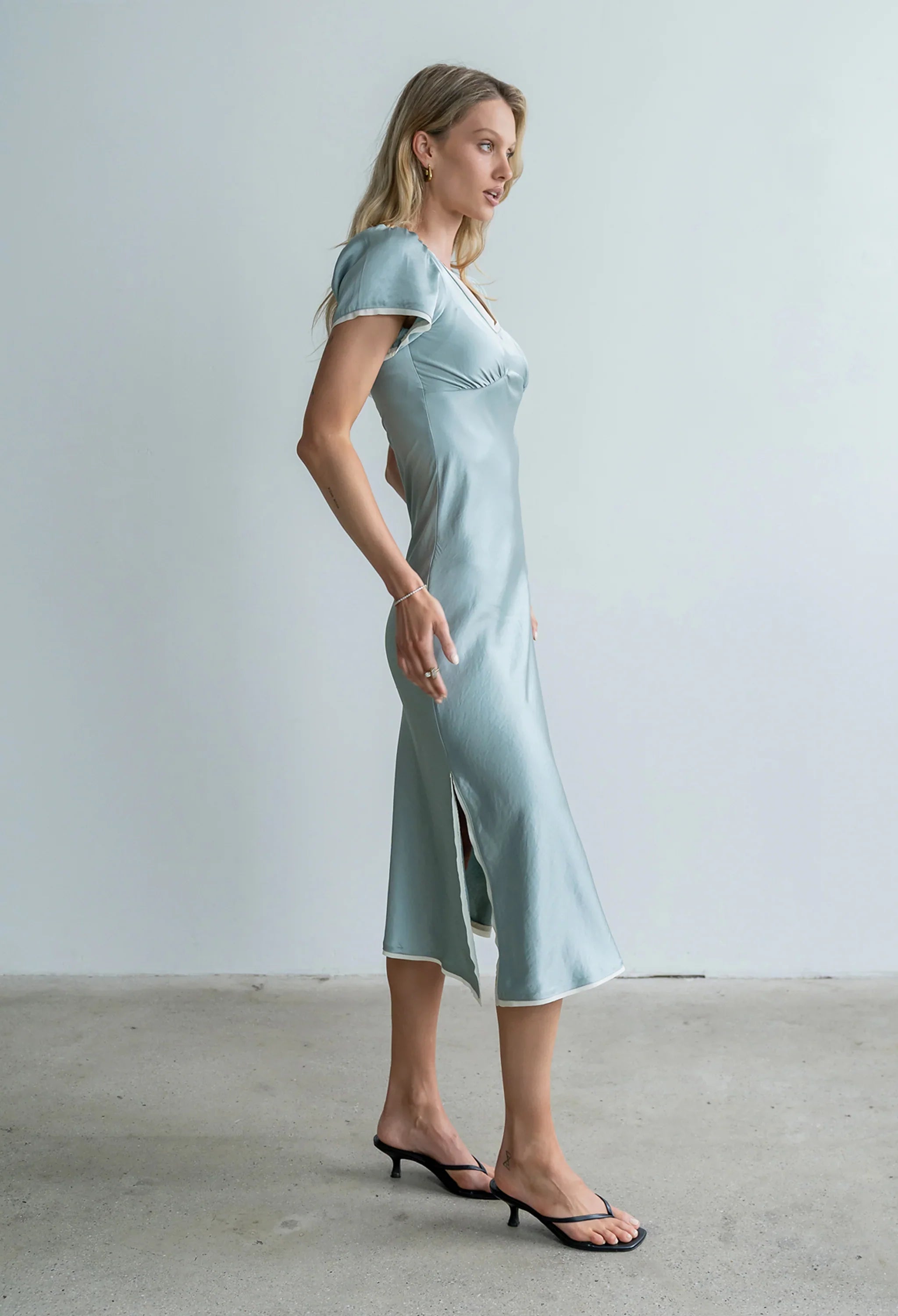 Austia Midi Dress in Light Blue