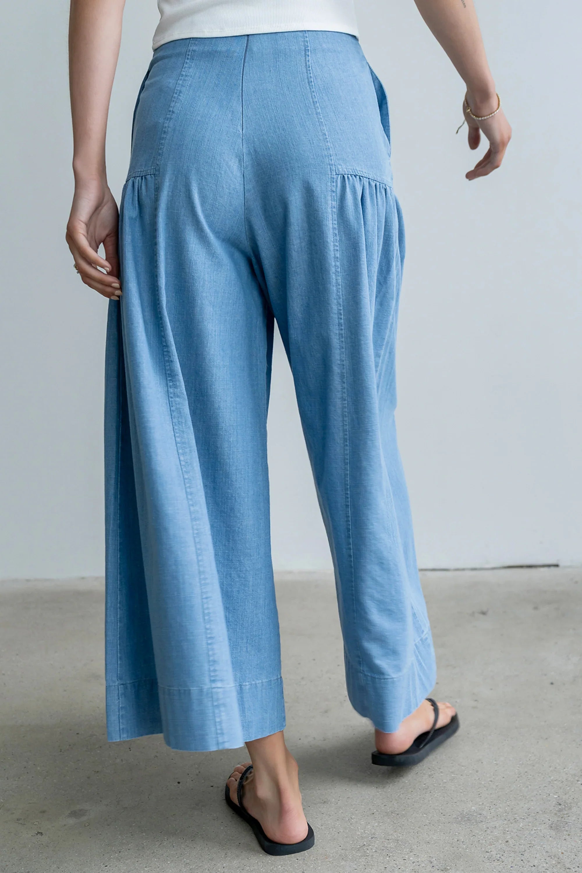 Kali Cropped Wide Leg Pants