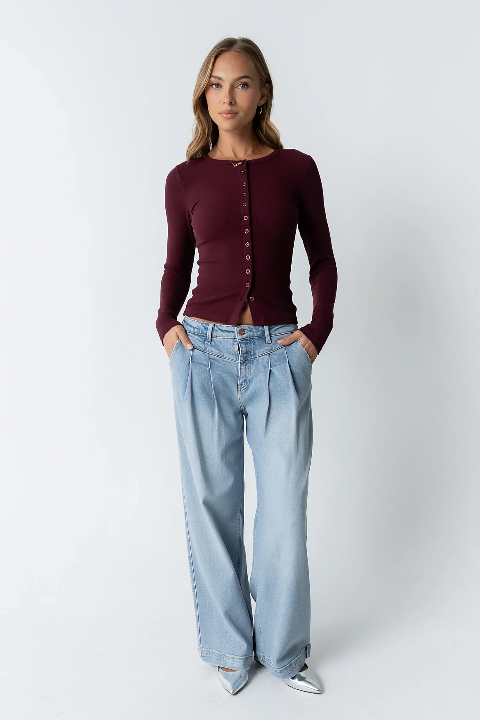Stella Pleated Baggy Jeans