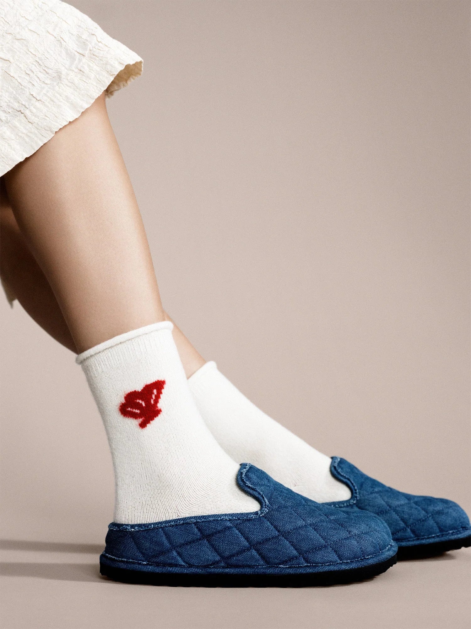 Seashell Cashmere Crew