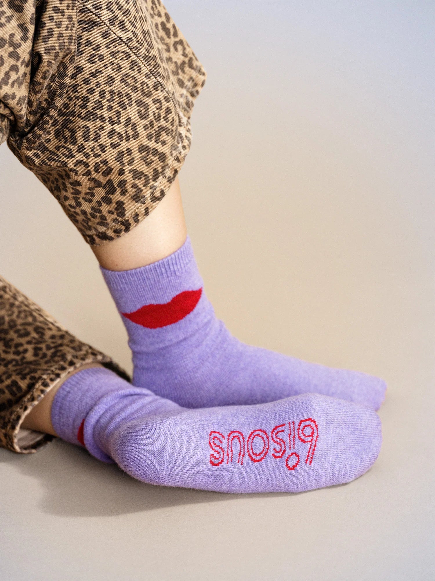 Lips Cashmere Crew