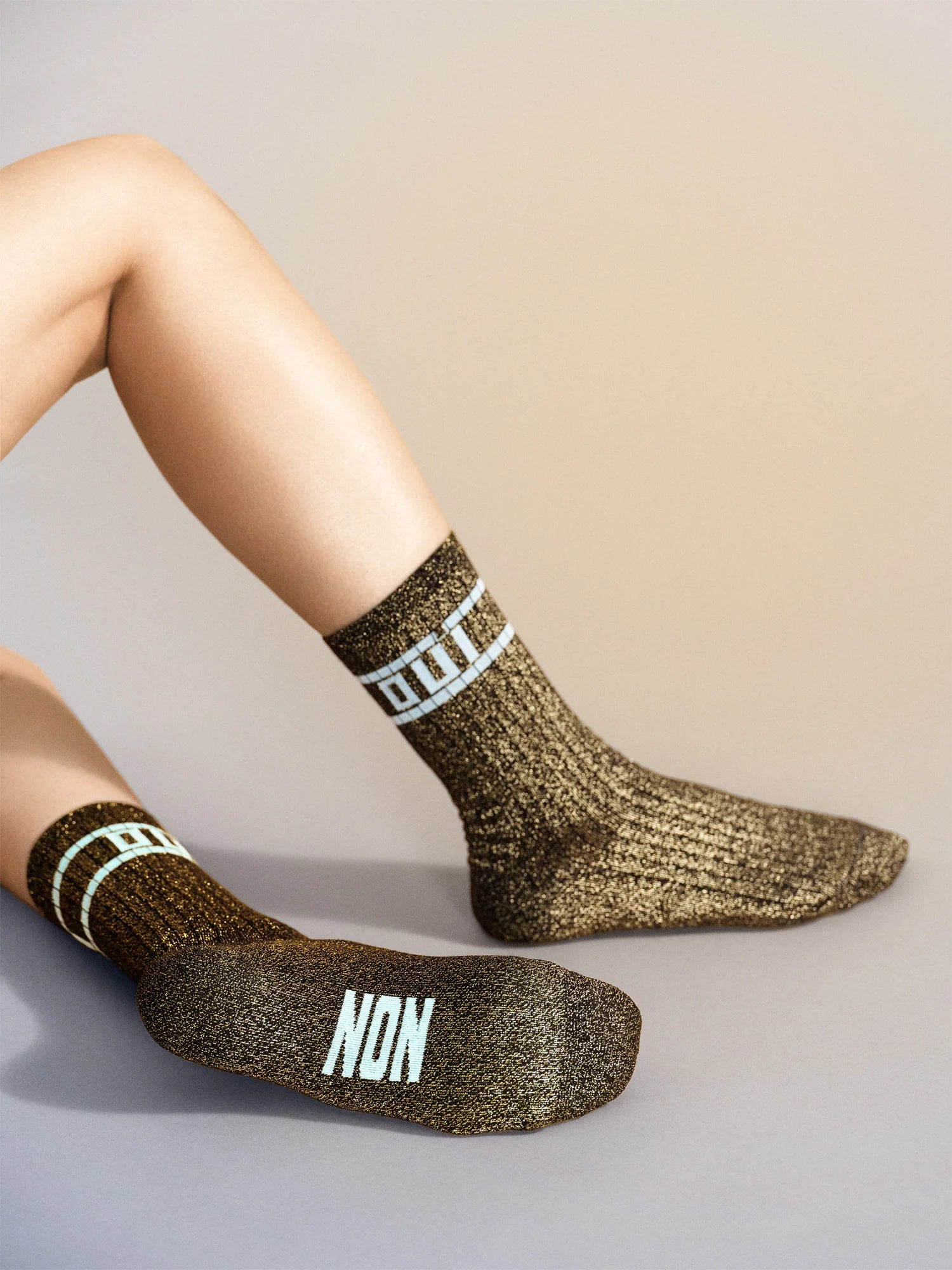 Oui Non Metallic Crew