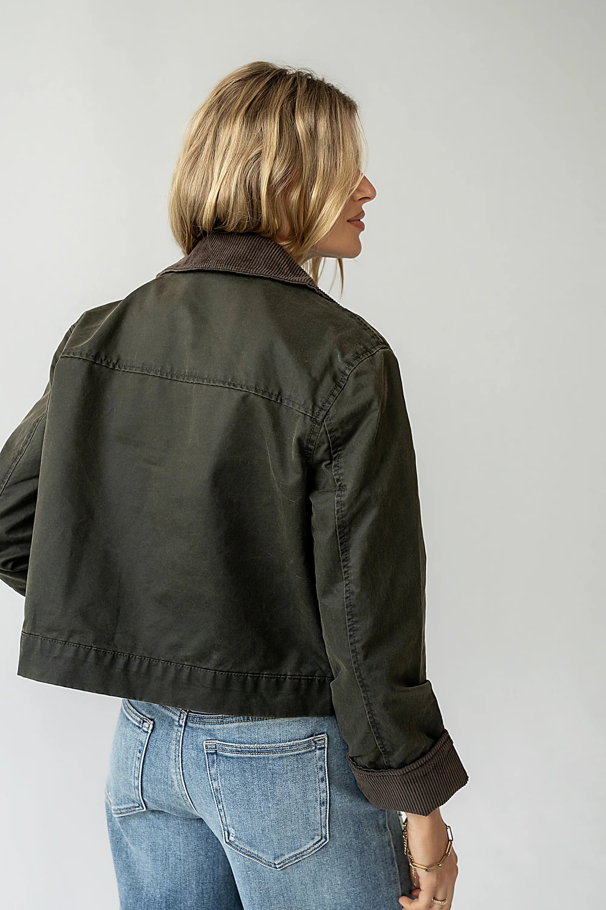 Krue Contrast Jacket in Olive FINAL SALE