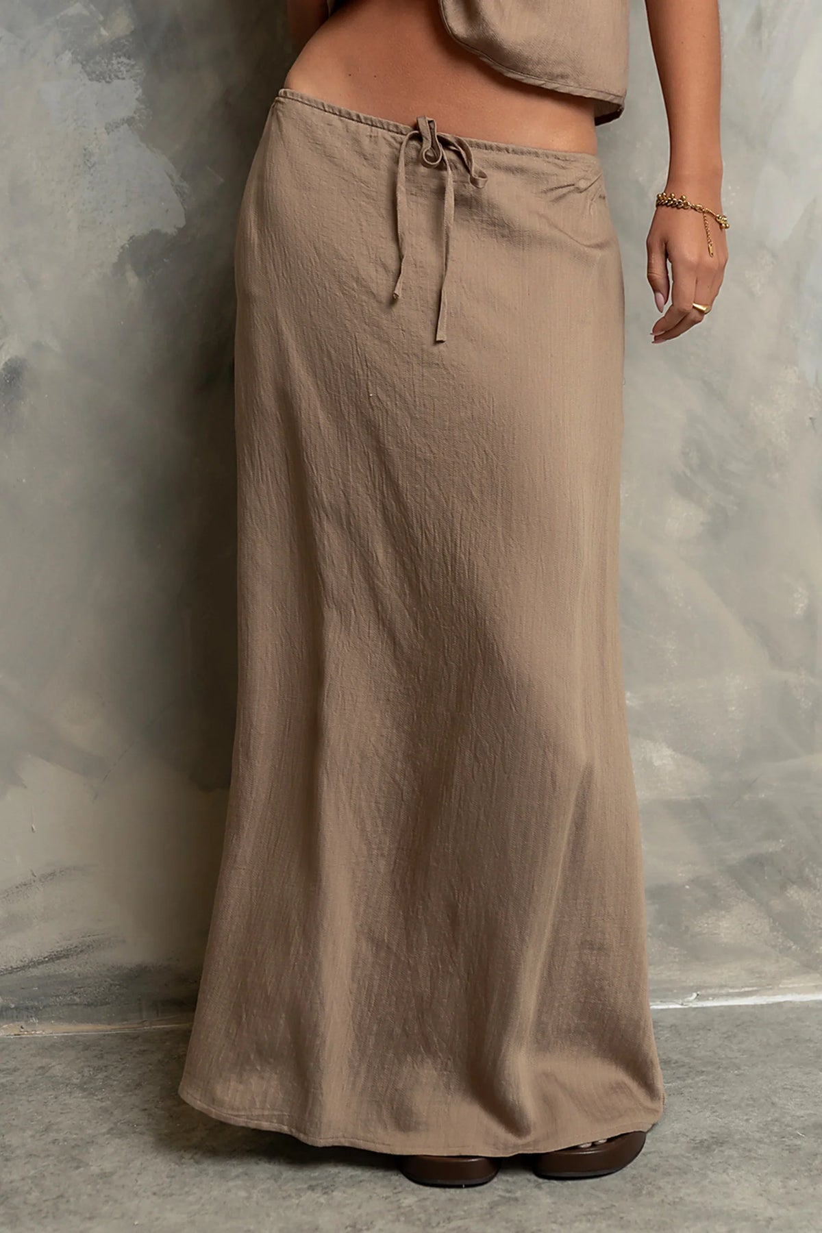 Polliana Textured Stripe Skirt in Mocha