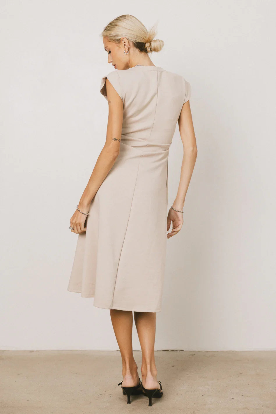 Kyra Midi Dress in Khaki FINAL SALE