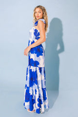 FEEL LIKE MOVING FLORAL MAXI DRESS