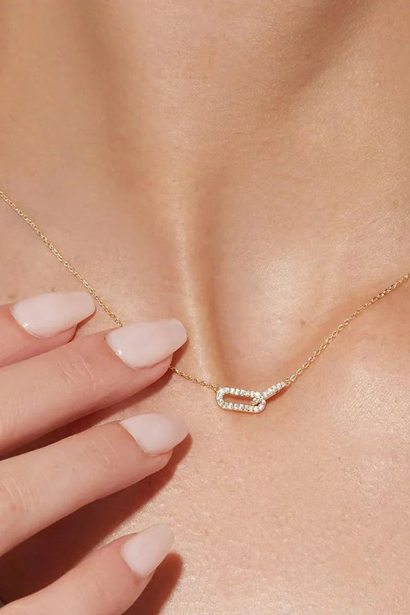 Double Oval Knot Pendant Diamond Necklace