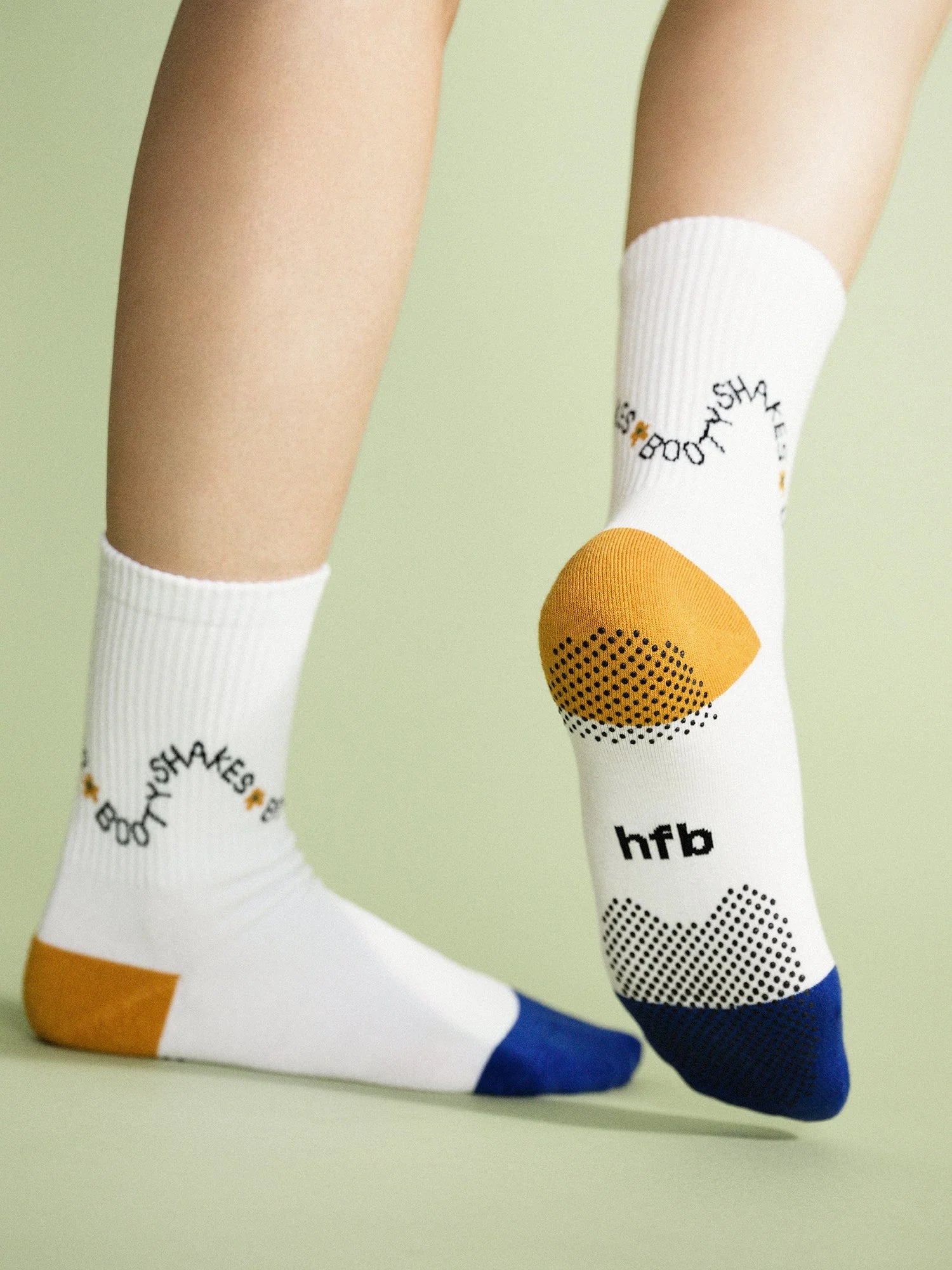 Booty Shakes Sporty Grip Crew