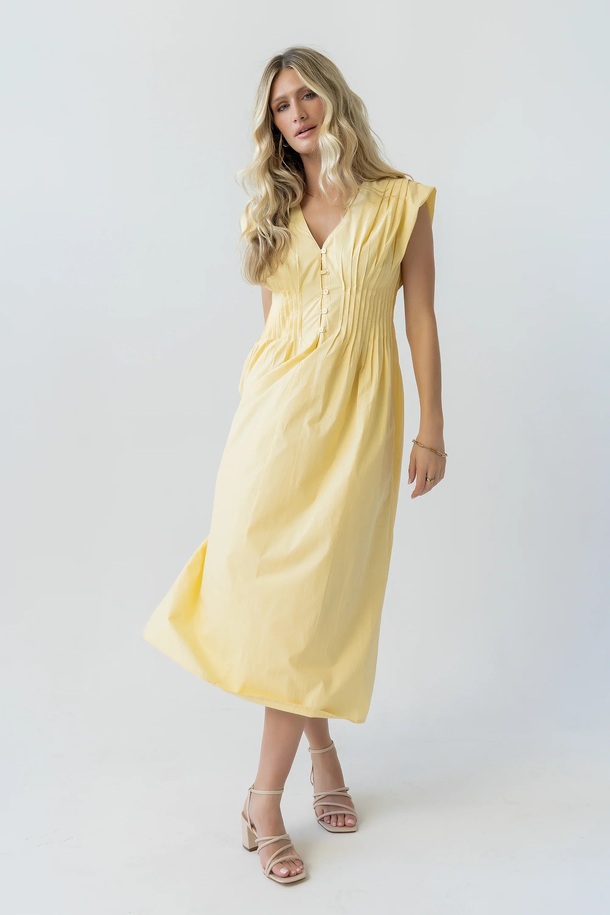 Barb Pleated Midi Dress in Yellow