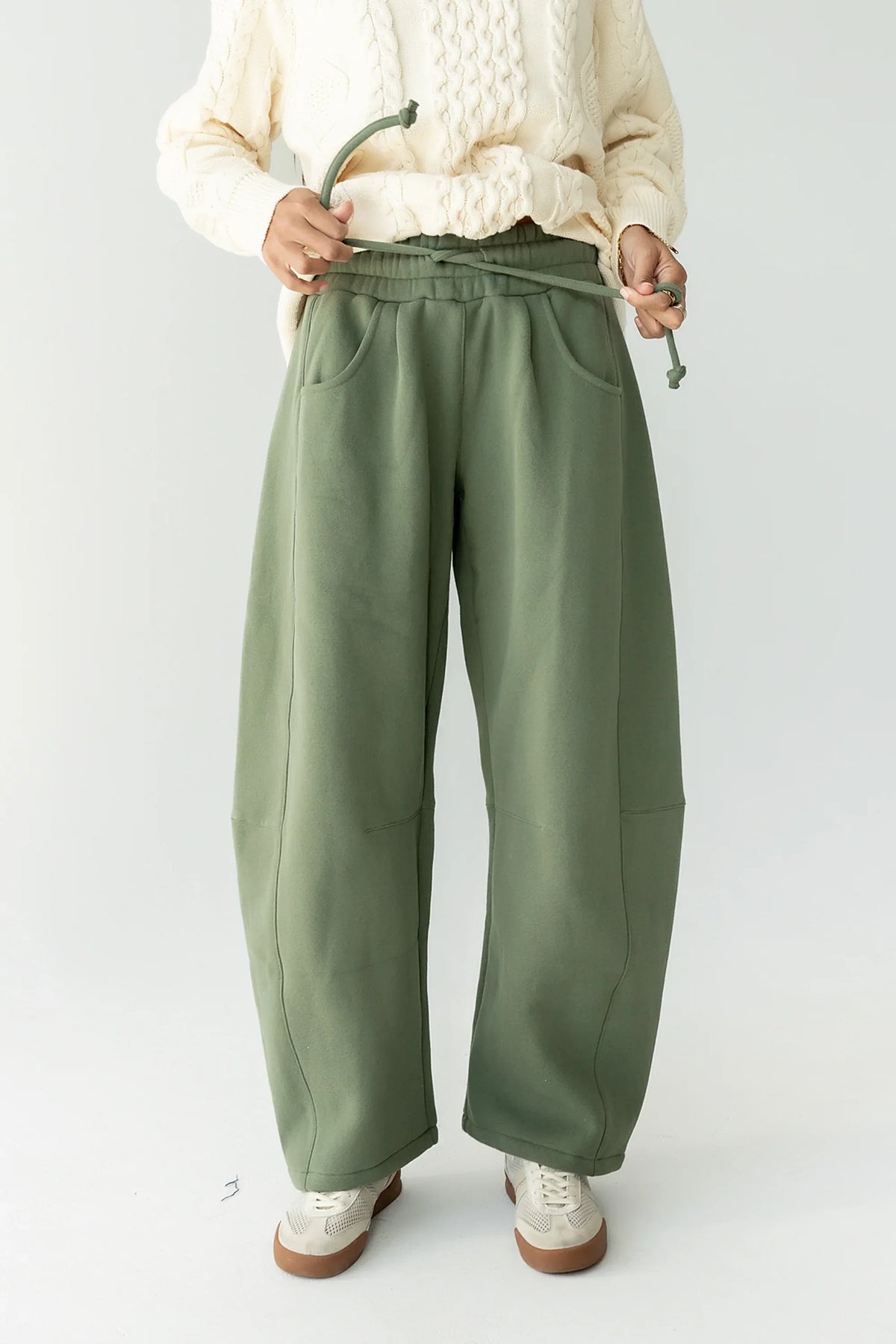 Maribel Barrel Sweatpants in Green