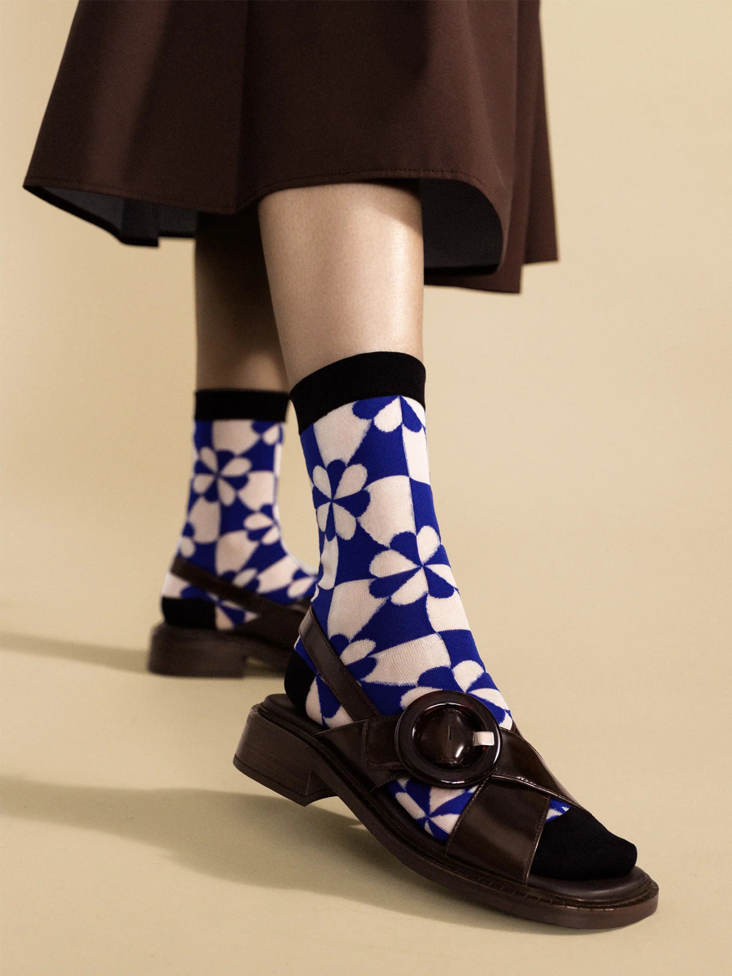 Pinwheel Sheer Crew