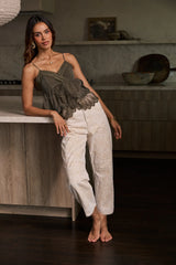 Kinsey Embroidered Barrel Jeans in Beige