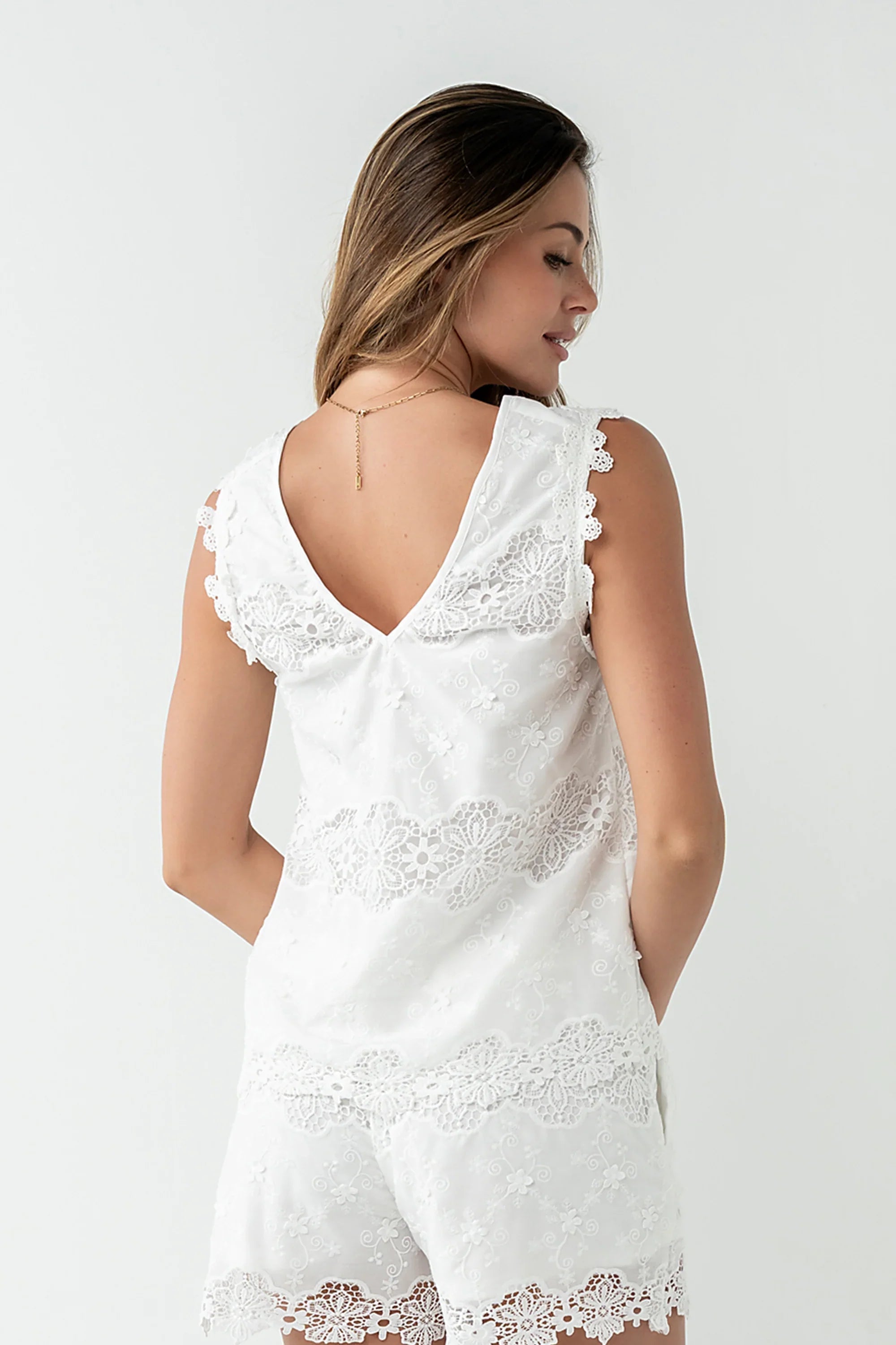Elliah Embroidered Tank Top
