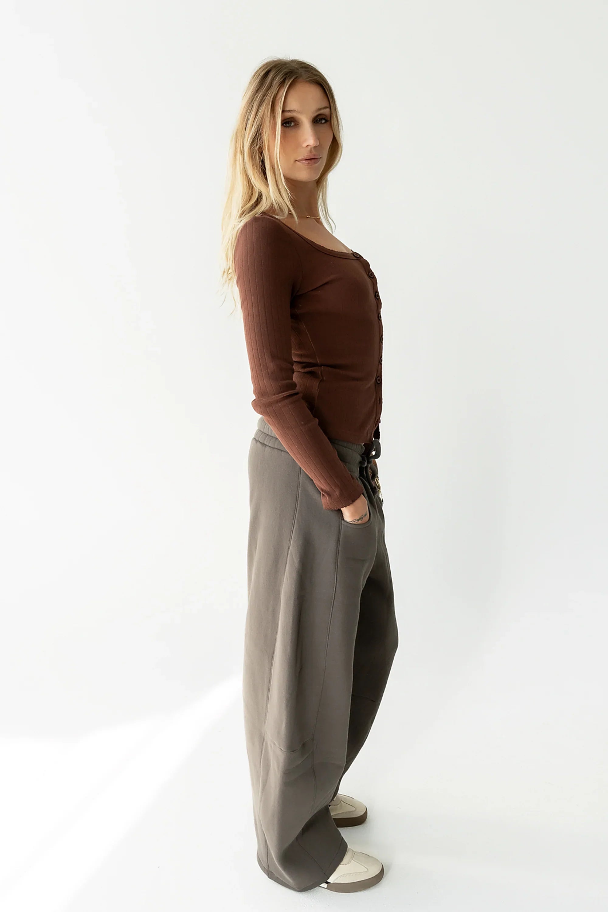 Pura Knit Top in Brown