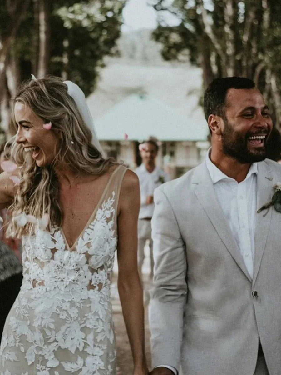 Floral Lace Appliques V Neck Sleeveless Mermaid Boho Wedding Dresses