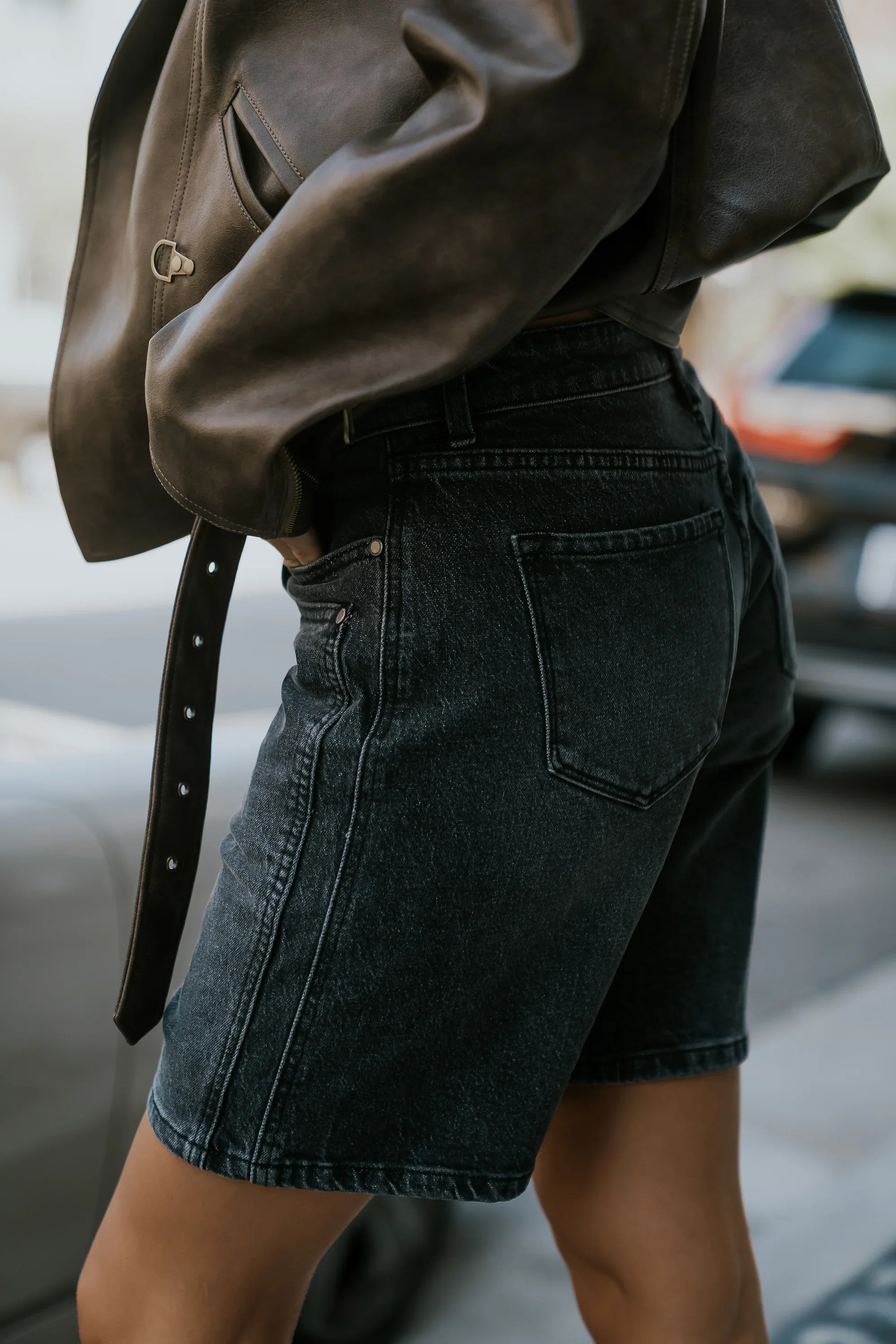 Kaydence Bermuda Shorts in Washed Black