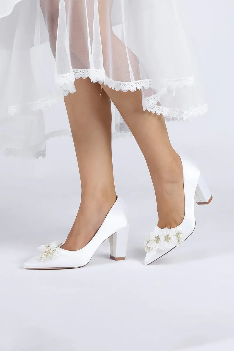 Pointed Toe White Rhinestone Chunky Heels with Flower