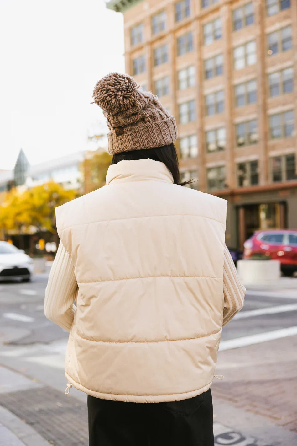 Caelan Puffer Vest in Cream FINAL SALE