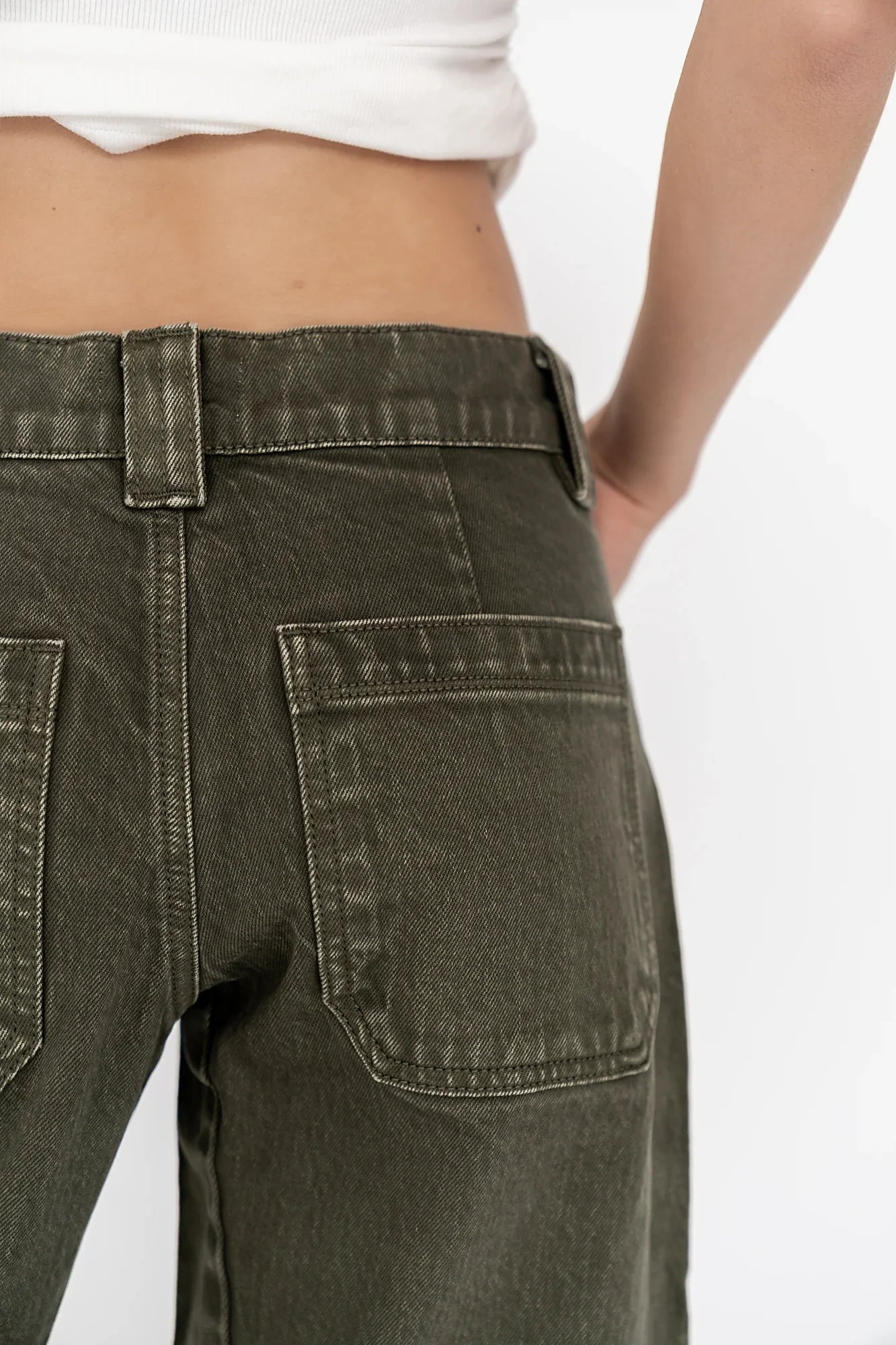 Scottie Barrel Jeans in Olive FINAL SALE