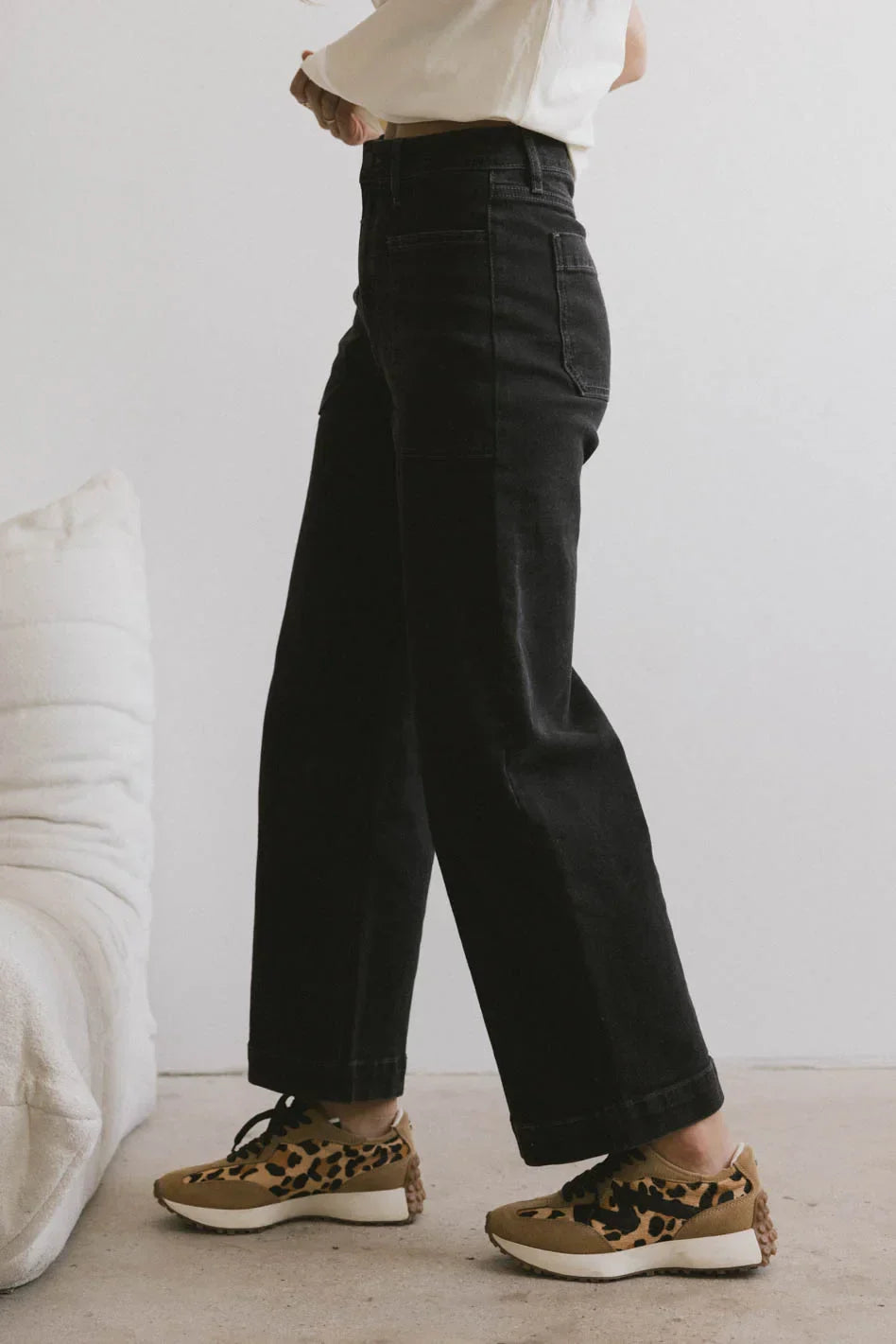 Leila Wide Leg Jeans in Black